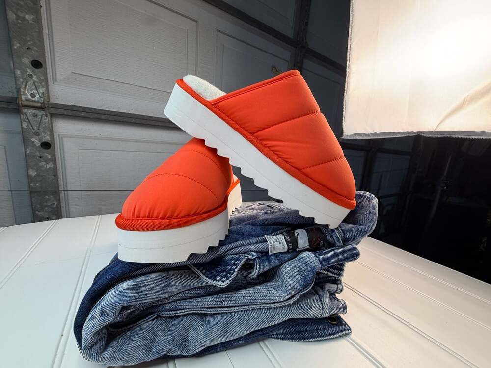 Anthropologie Maeve Puffy Platform Slippers Orange